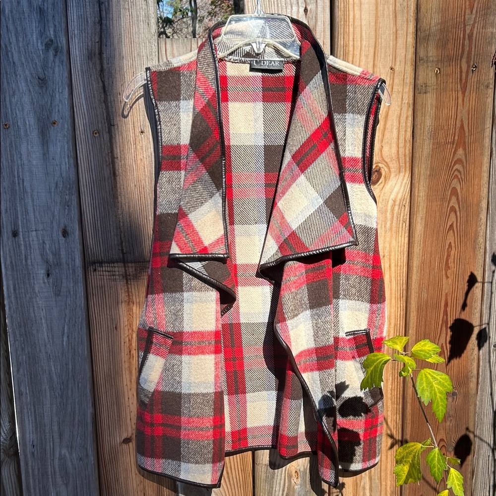 Plaid Sleeveless Jacket - Red and Brown